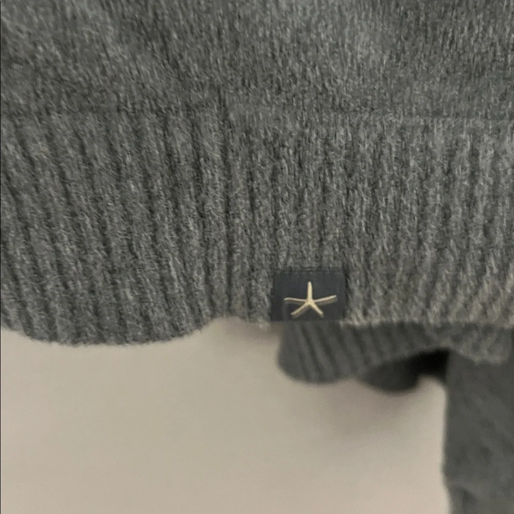 Barefoot Dreams Hooded Cardigan - Picture 4 of 7